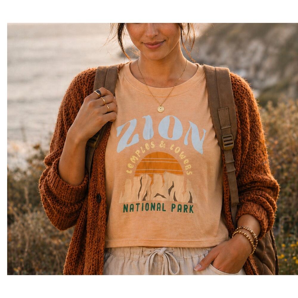 Zoe + Liv Zion Temples and Towers Tee National Park Sz M